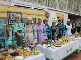 В Азнакаево прошел праздник «Чәй бәйрәме», посвященный Году семьи