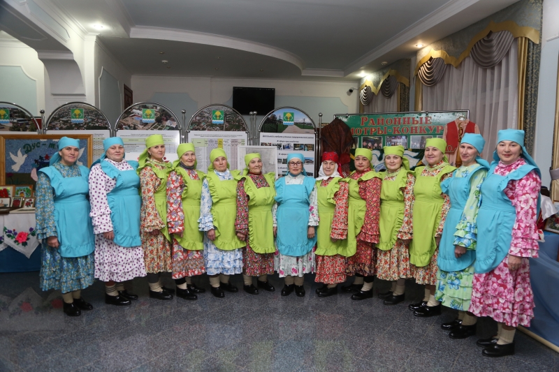 Народный самодеятельный фольклорный коллектив "Сөн бизәкләре"