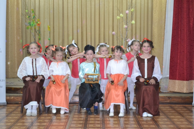 Детский фольклорный коллектив "Рябинушка"