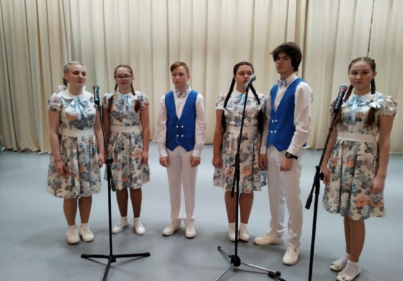 Коллектив – спутник народного вокального ансамбля «Сердәш»