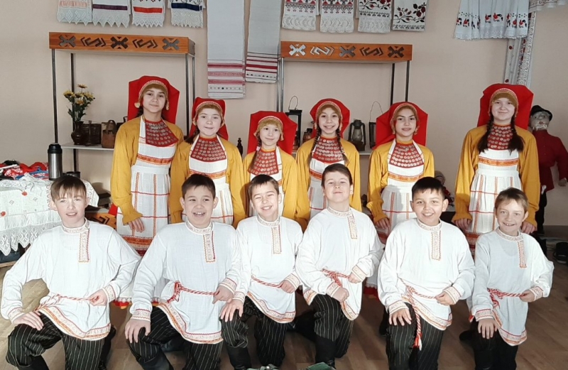 Коллектив "Питрау-бэлэкэч"