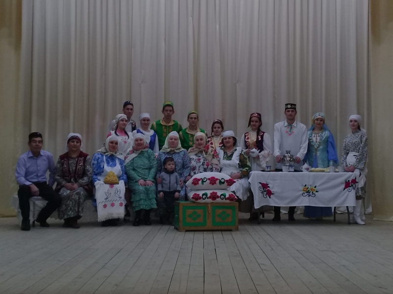Фольклорный коллетив "Ушмы йомгагы"