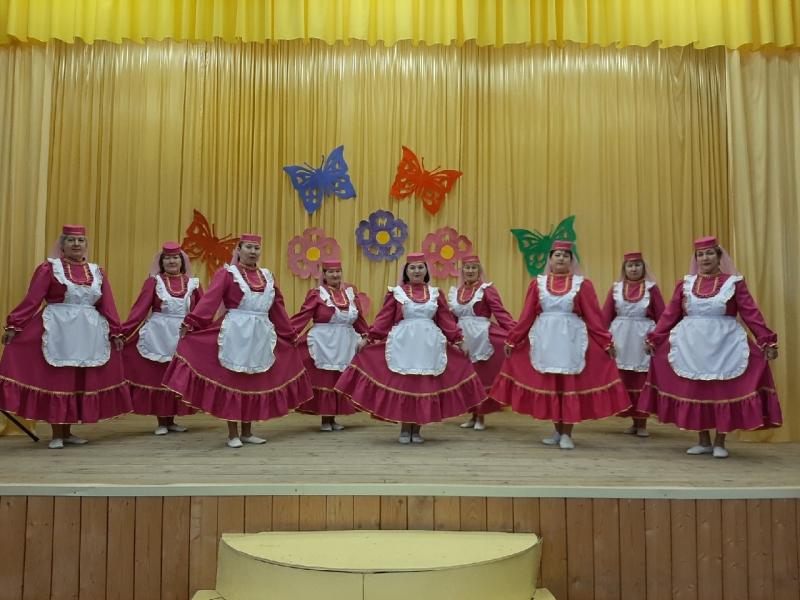 Хореографический коллектив "Яшьлек"