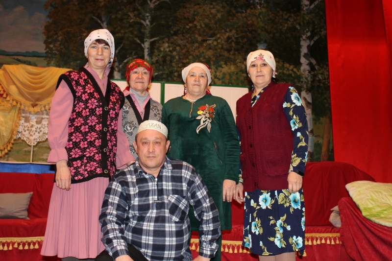 Ф. Буляков комедия "Әбиләргә тагы ни җитми"