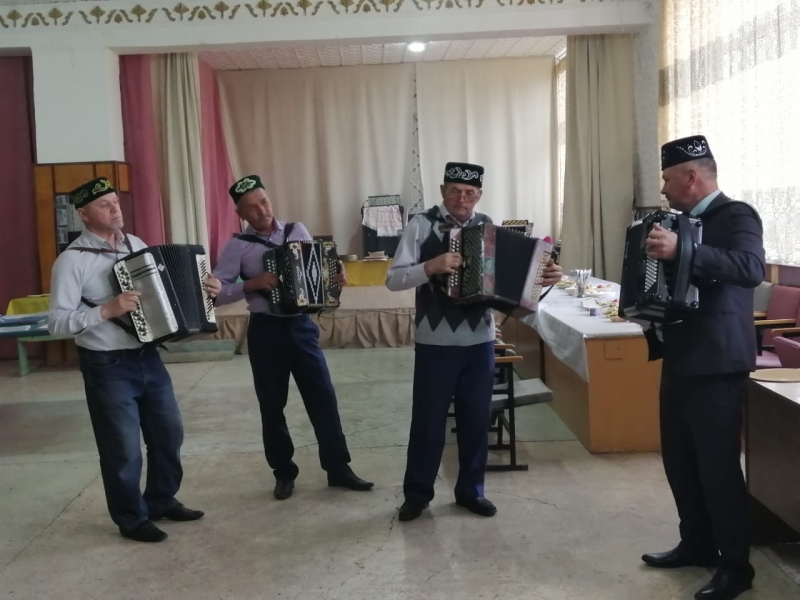 Гармун тавышын яратучылар клубы.