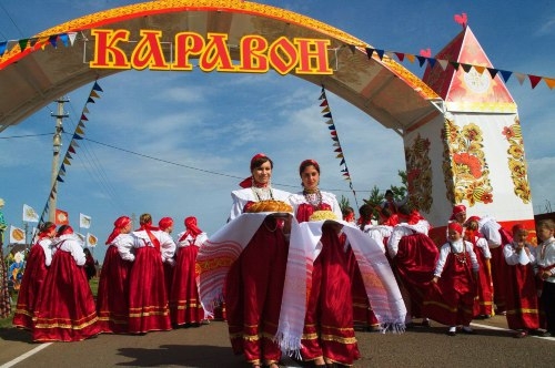 Народный фольклорный ансамбль «Каравон»