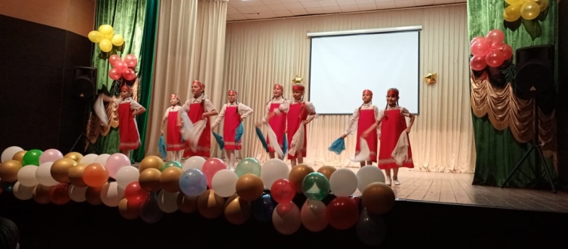 Танцевальный коллектив "Киви Дэнс"