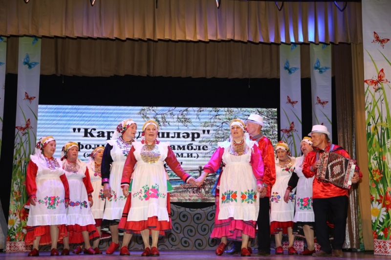 Кряшенский фольклорный коллектив "Карендәшләр"