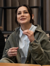 «Милли кунакханә»дә – Камал театрының талантлы яшь артисткасы Илүсә Камалиева