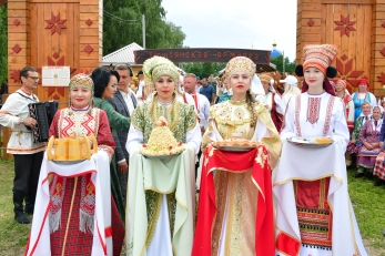В Татарстане отпраздновали мордовский праздник «Валда Шинясь»
