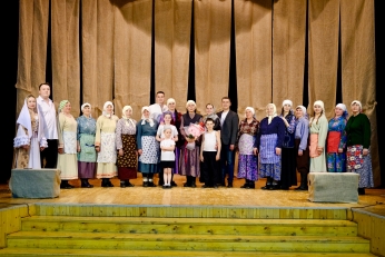 Тетюшский народный театр «Триумф» представил премьеру спектакля «Материнское поле»