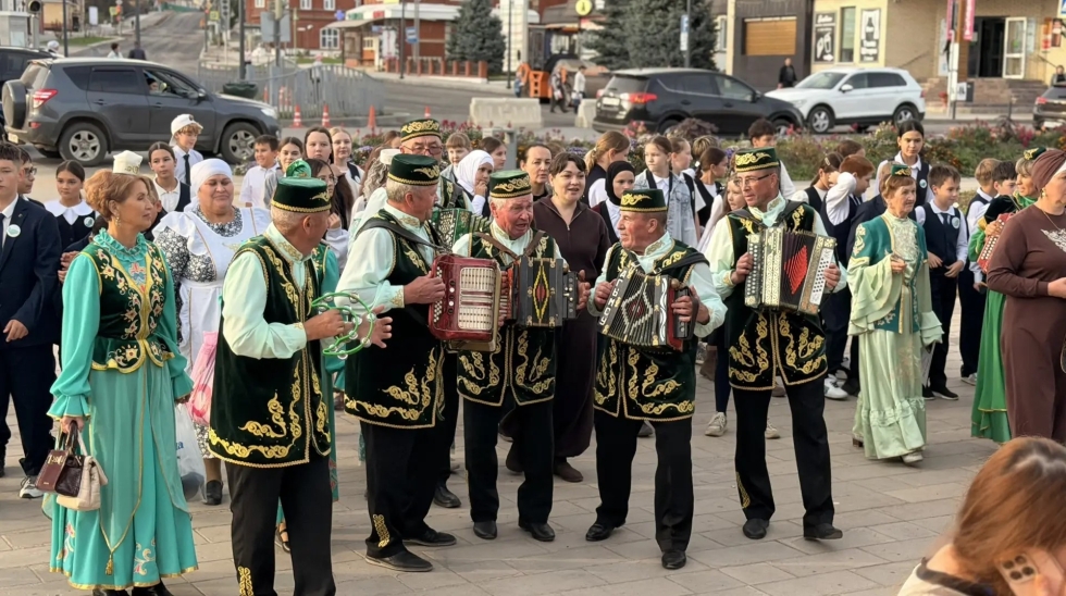 Арчада Рамил Курамшин исемендәге X Төбәкара баянчылар, гармунчылар бәйгесе һәм «Уйнагыз, гармуннар!» фестивале узды