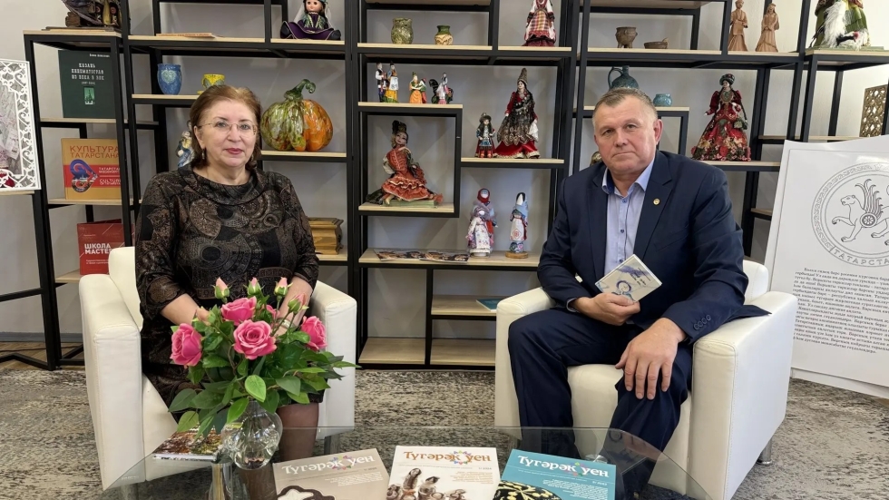Мөгаллим Наил Төхфәтуллов белән очрашуга чакырып калабыз