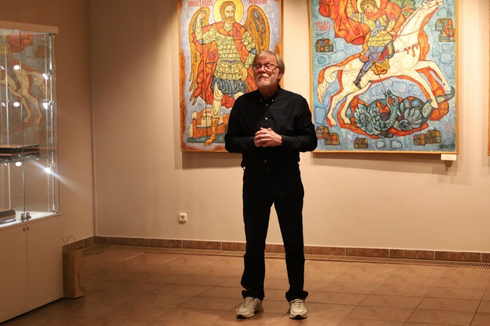 В Великом Новгороде проходит выставка казанского художника Юрия Павлова