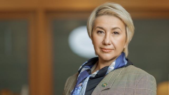 Поздравление министра культуры Татарстана Ирады Аюповой с Днем работника культуры