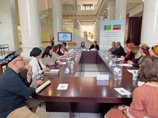 В рамках Дней культуры Татарстана в Туркменистане прошел круглый стол по народным художественным промыслам