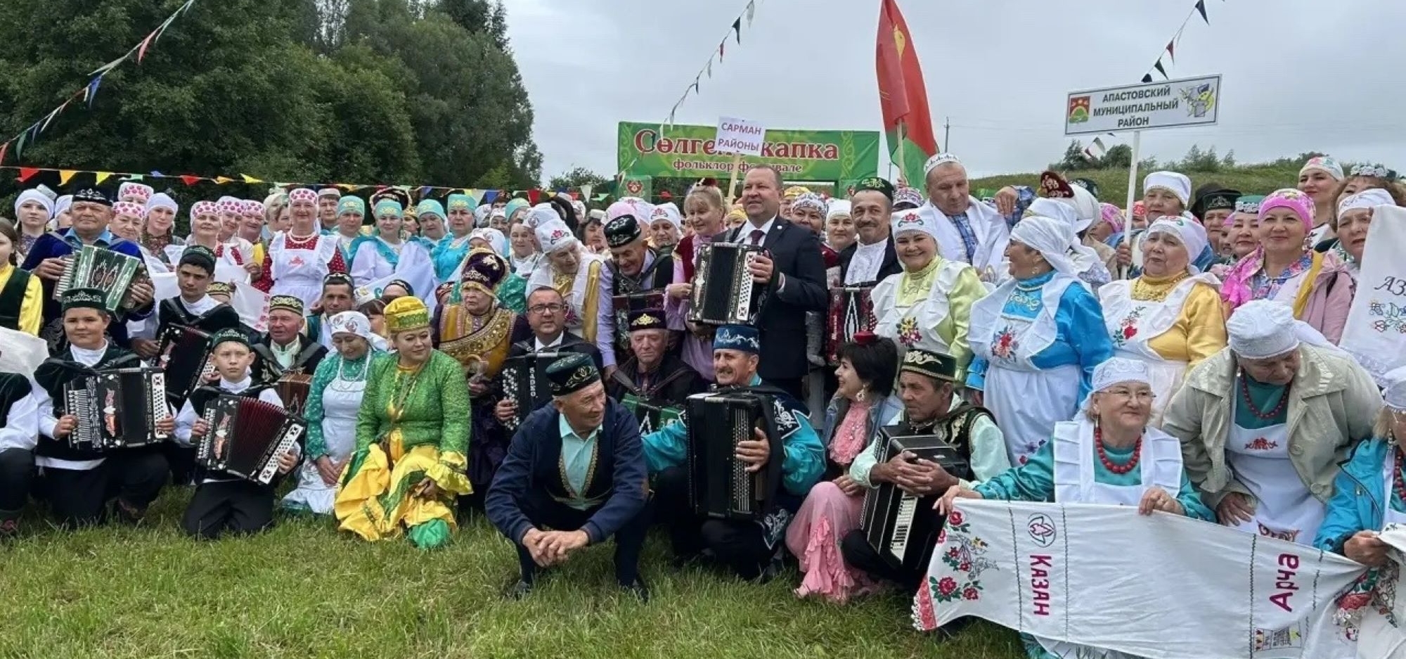 Ташкичүдә «Сөлгеле капка» V Ачык фольклор фестивале узды
