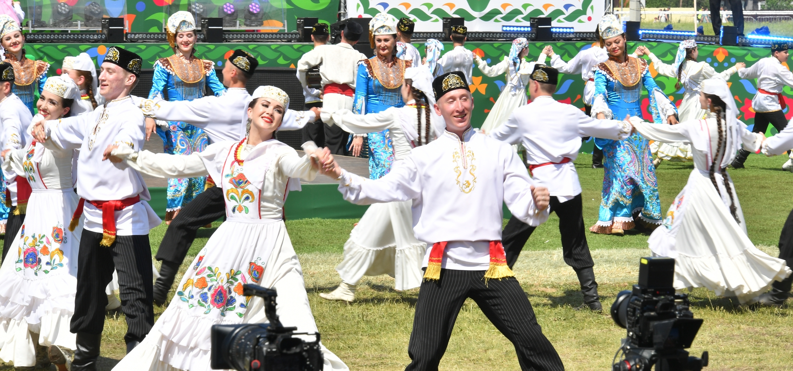 Мастера Татарстана приняли участие в XIV Всероссийском сельском Сабантуе