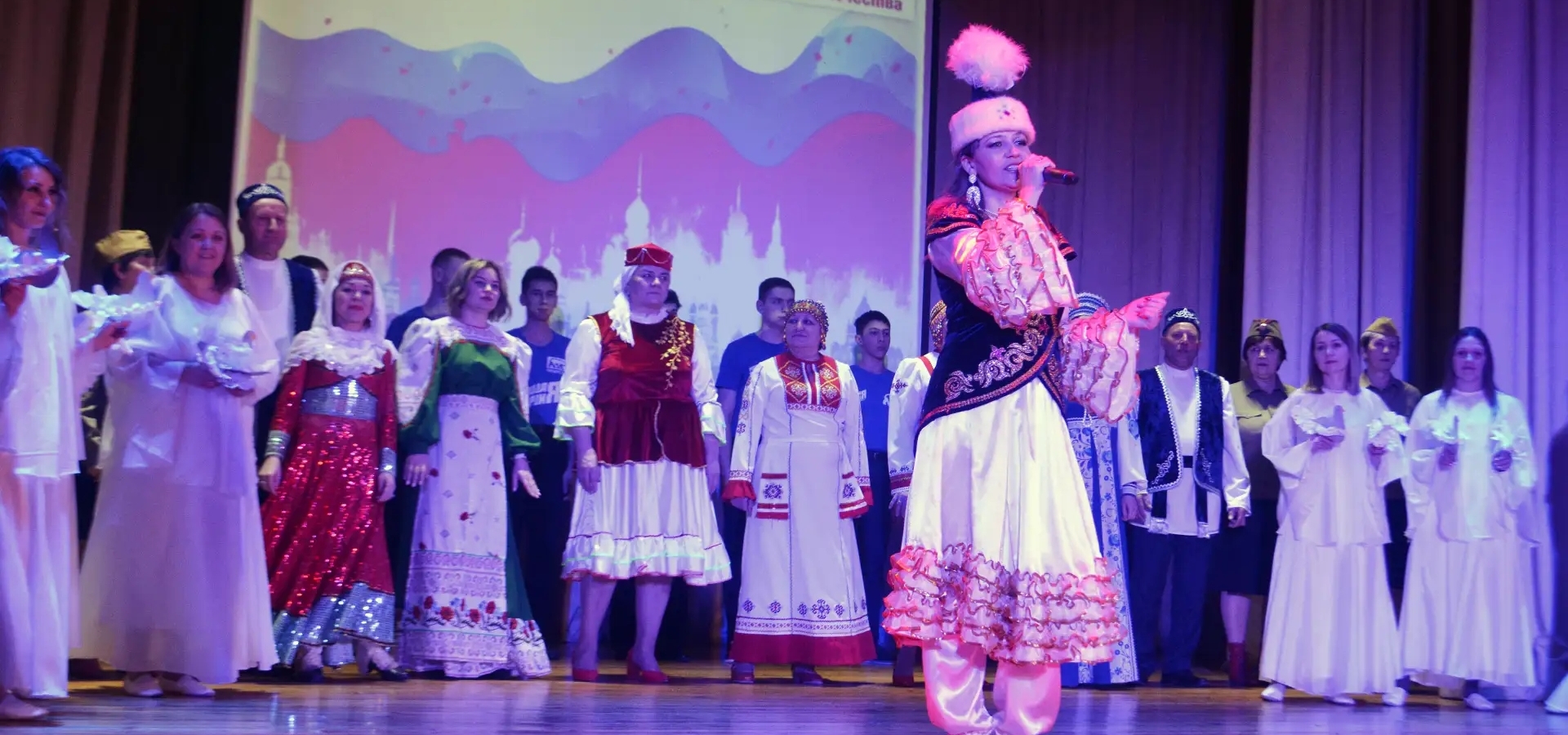 В Алькеевском районе прошел Гала-концерт районного смотра-конкурса «О Родине. О мужестве. О славе»