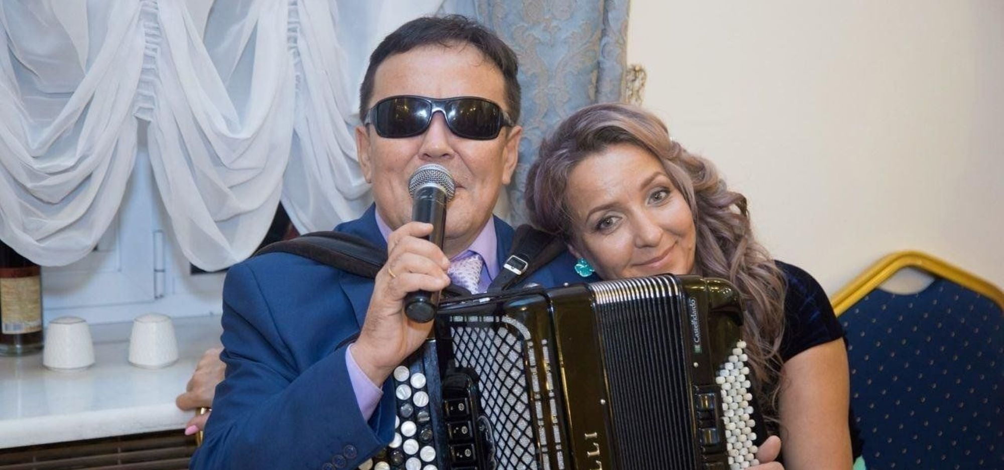 Шагыйрә Гөлүсә Шаһбан һәм җырчы Закир Шаһбан белән очрашуга чакырабыз