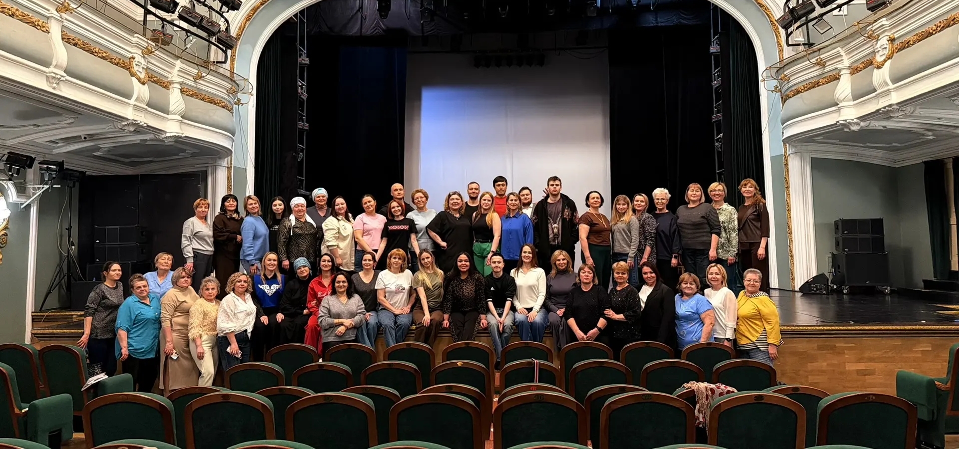 На сцене Казанского ТЮЗа прошла творческая лаборатория для представителей театральных коллективов Татарстана