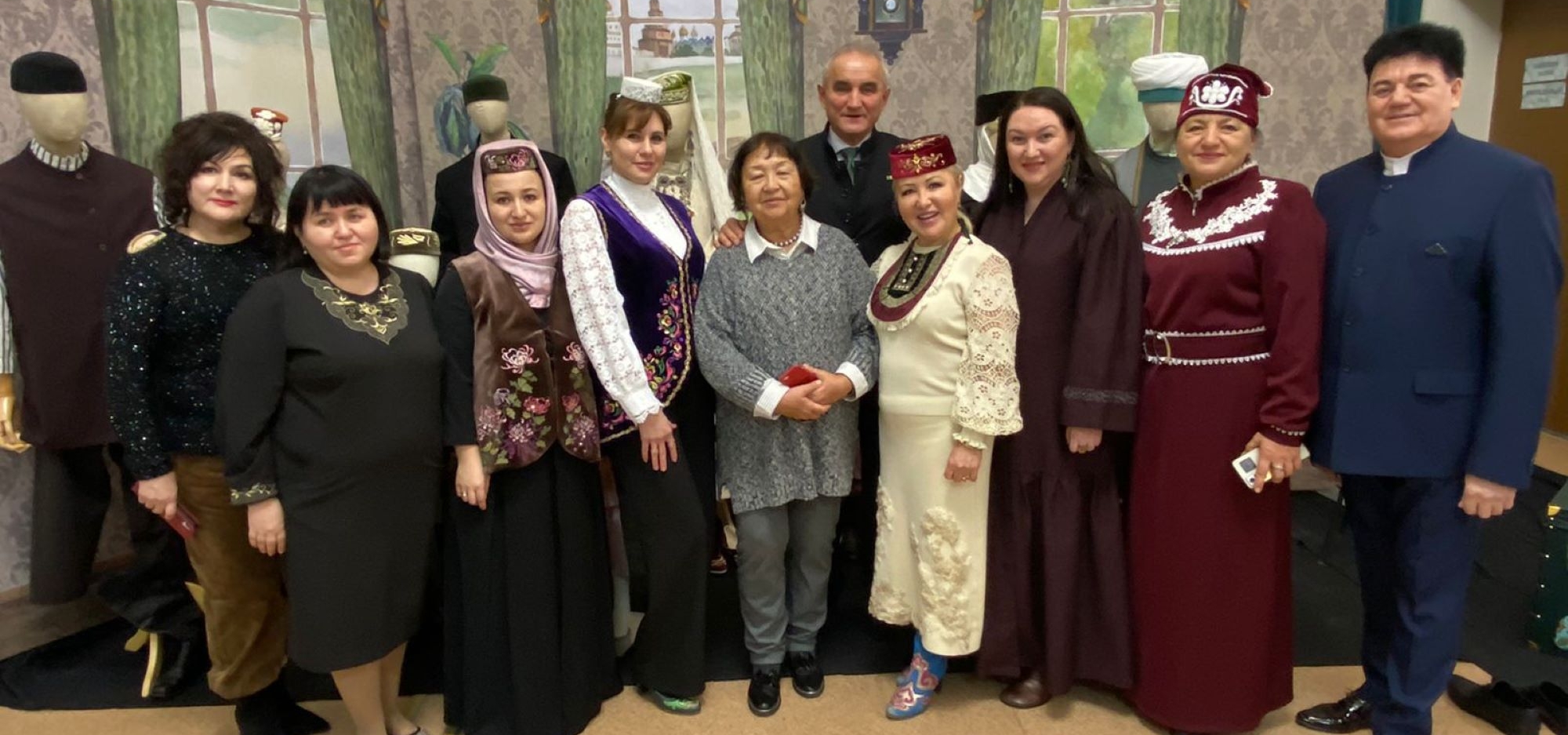 В Ульяновске прошли уникальные курсы по татарскому национальному костюму
