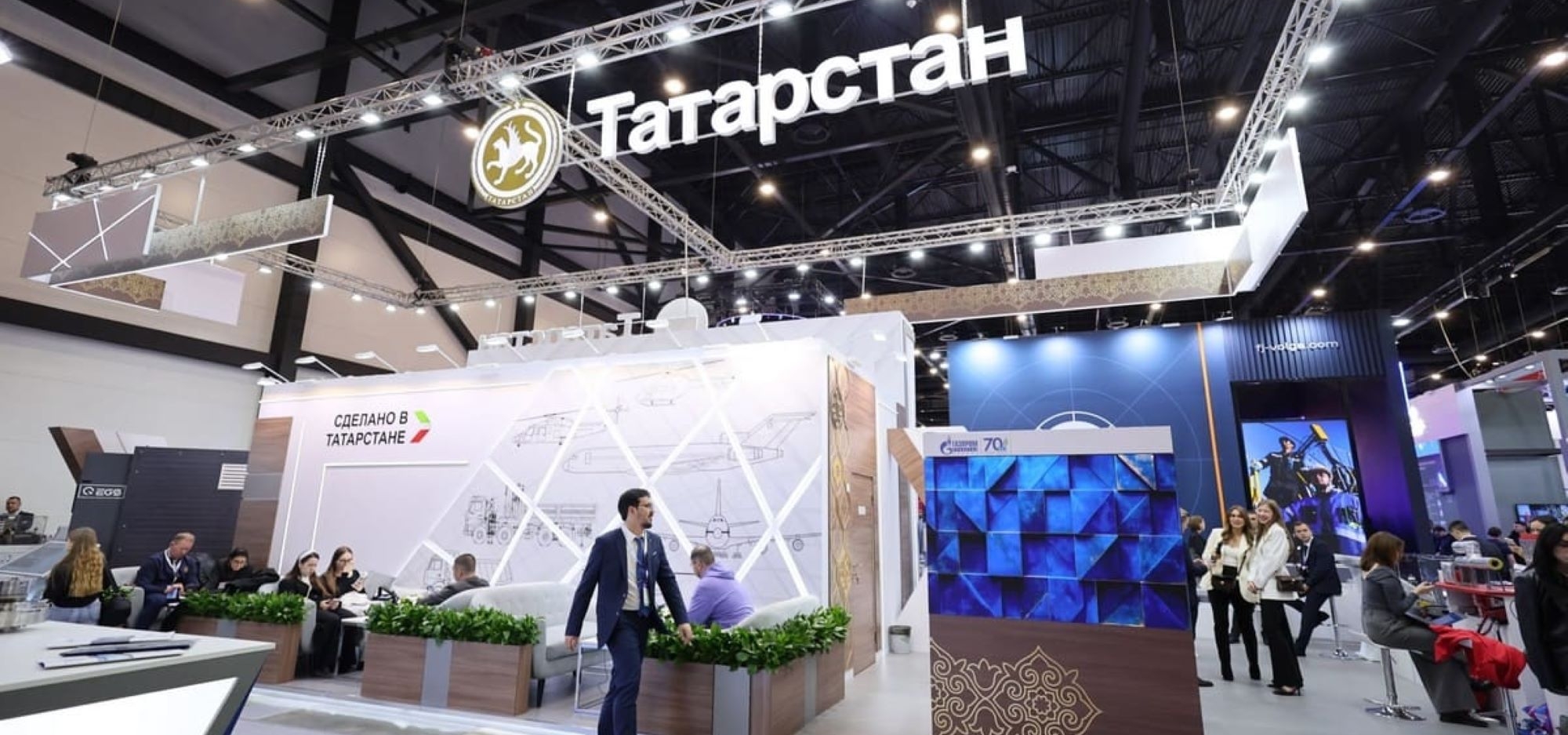 Стенд Татарстана на XIV Петербургском международном газовом форуме представил четыре ключевых концепта татарского культурного кода