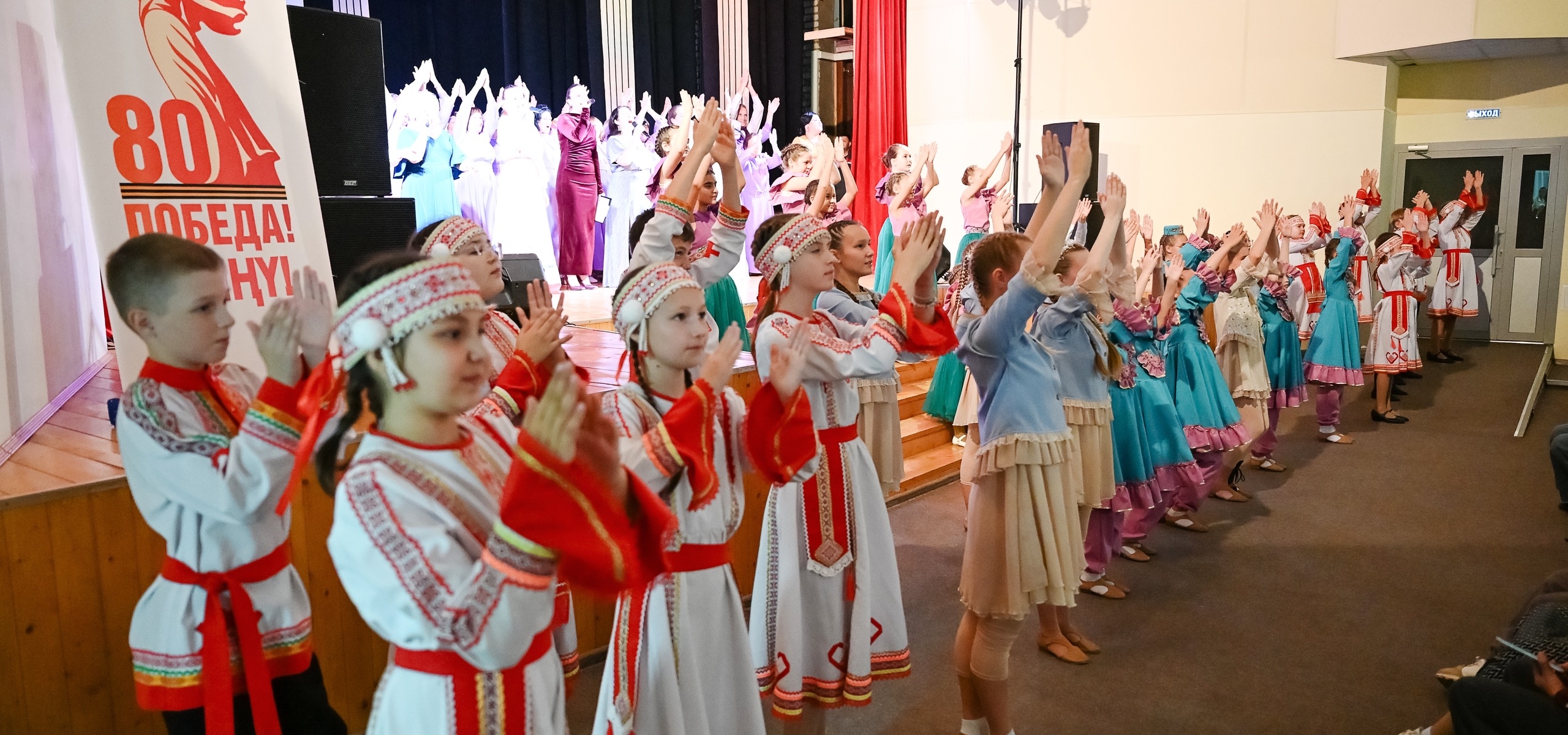 В Тетюшах открыли новый творческий сезон «Все дороги ведут во дворец!»