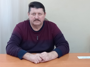Руководитель вокально-инструментального ансамбля "Сувенир" Хорьков Сергей Александрович