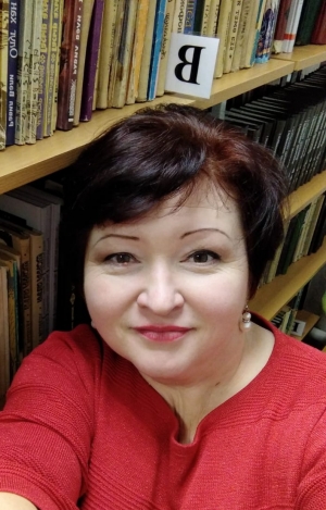 Руководитель театрального коллектива - Насифуллина Рузиля Радиковна.