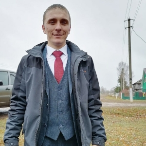 Руководитель коллектива Рахматуллин Нияз Раисович