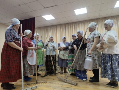 Театральный коллектив "Кривое зеркало" Подгорновского СДК