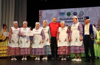 Республиканский этнокультурный фестиваль "Наш дом-Татарстан" "Урам кое"