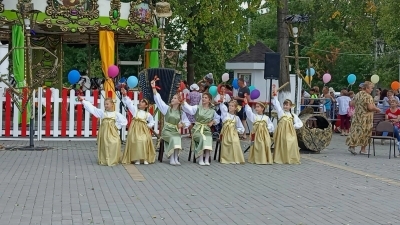 Детский фольклорный коллектив "Рябинушка"
