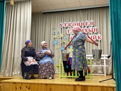 Фольклорный коллектив "Нур"