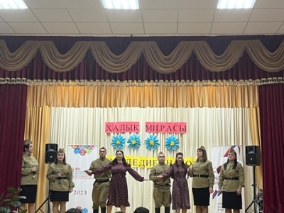 Вокальный коллектив «Язгы нур»