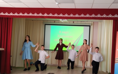 Танцевальный коллектив "Мизгел"