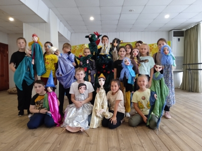 Мамадышский народный кукольный театр "Сэлэт".