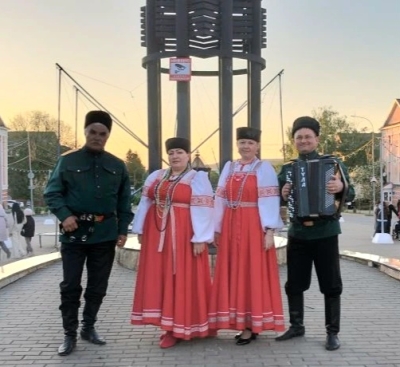 "Околица"