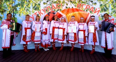 Народный ансамбль песни и танца "Илем"