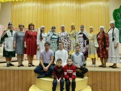 Театральный коллектив "Нур". 