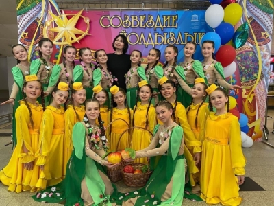 На конкурсе Созвездие-Йолдызлык 2021 год,3 место.Исполнение стилизованного татарского танца «Кто доброе сеет-добро его плод»