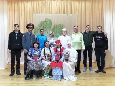 Булат Салахов "Яр буе Хамидулла"