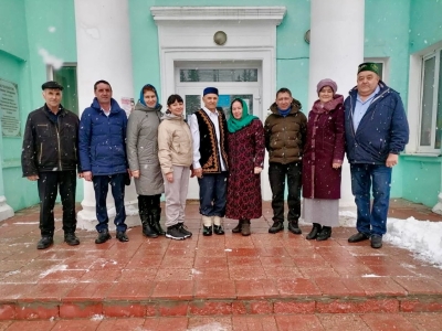 Артисты Кляшевского народного театра в Ульяновском Центре татарской культуры